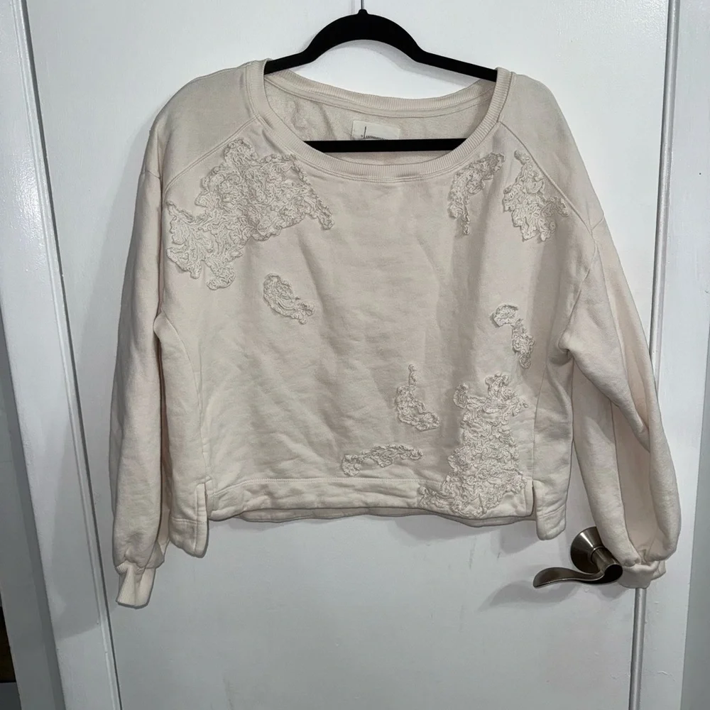 Anthropologie Crochet Appliqué Pullover Sweatshirt in Ivory Size Small